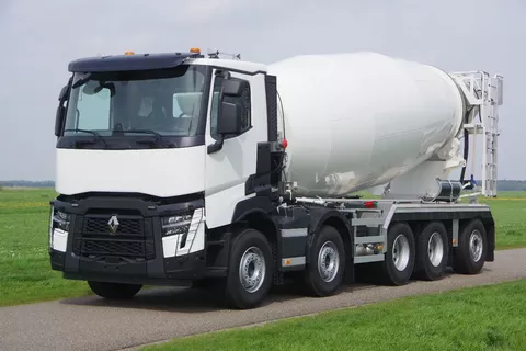 Renault 10x4 49-tons naloopas met Liebherr 15M3 Mixer