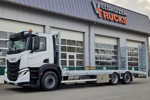 Iveco 29,0-tons Oprij S-Way 8,5 m. Veldhuizen