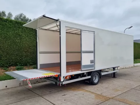 Veldhuizen 7,4-tons Gesloten oplegger 7,5 m.