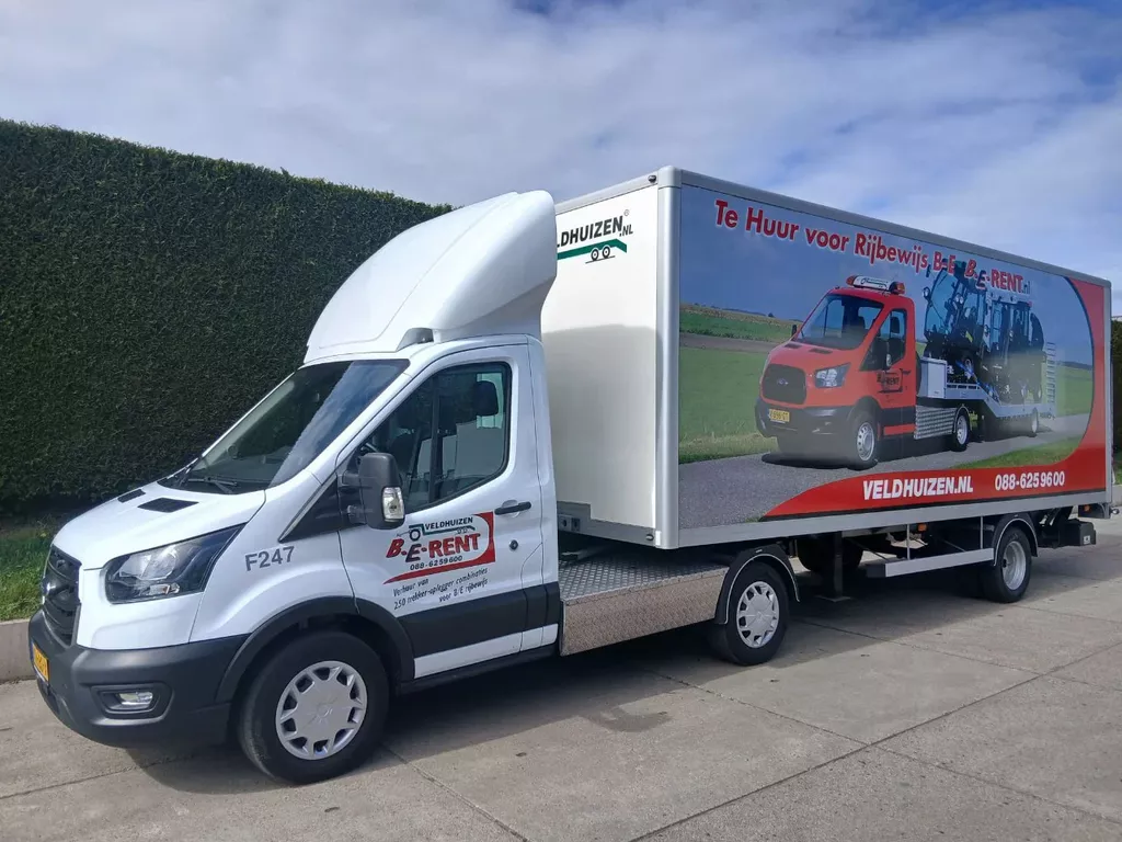 Ford Transit Gesloten oplegger 6,5 m.