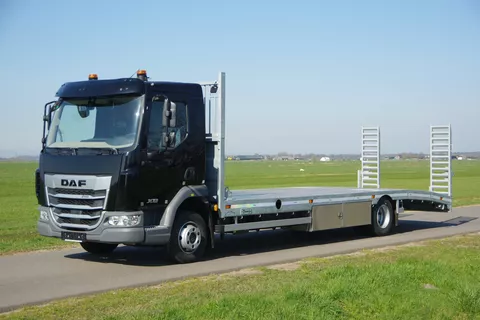 DAF XB 210 15,7-tons oprij XB 16-77 Veldhuizen