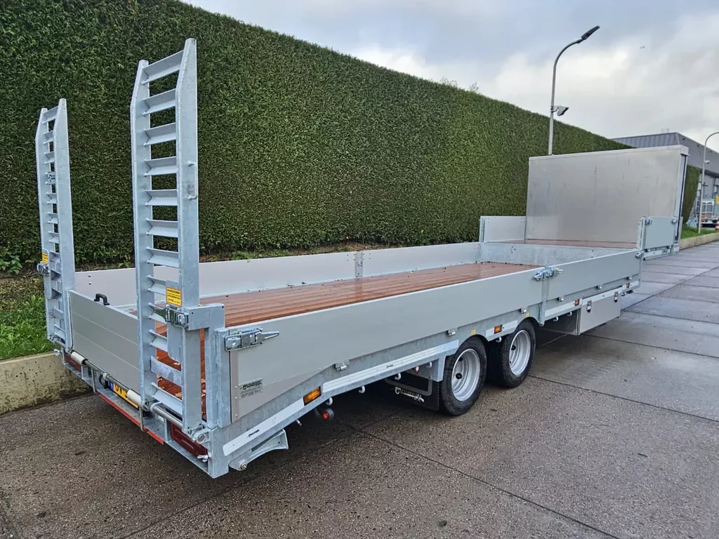 Veldhuizen 8,0-tons Semi-dieplader oplegger 6,0 m. GERESERVEERD