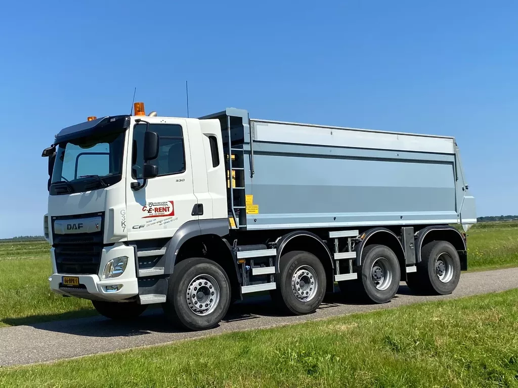 DAF CF 530 8x4 43-tons WSG met Hyva achterover kipper