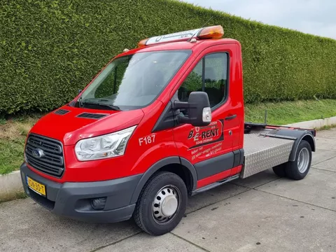 Ford TREKKER 35-17 O3 GERESERVEERD